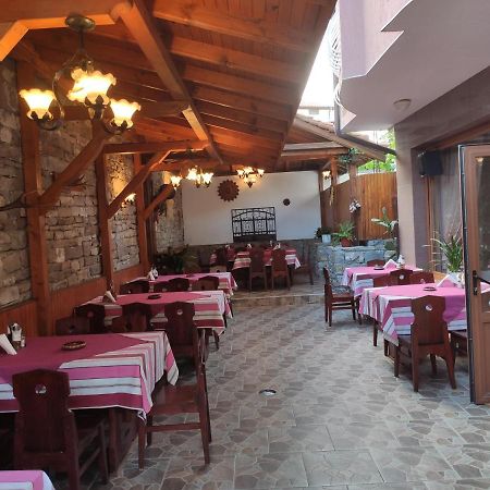 Family Hotel Denica Obzor Bagian luar foto