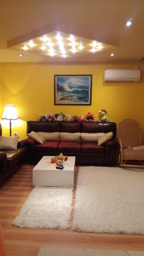 Family Hotel Denica Obzor Bagian luar foto